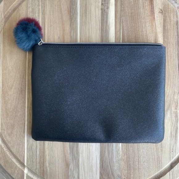 Stella and Dot Sequined Wristlet Clutch W/Pom-Pom - Picture 3 of 8